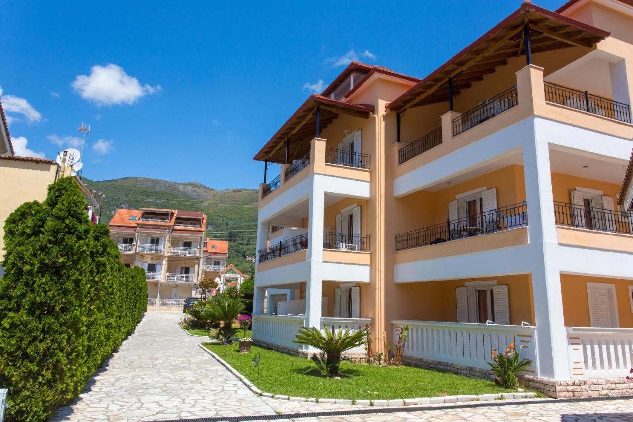 Tropical Apartments Parga Exteriör bild