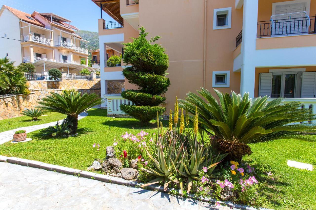 Tropical Apartments Parga Exteriör bild