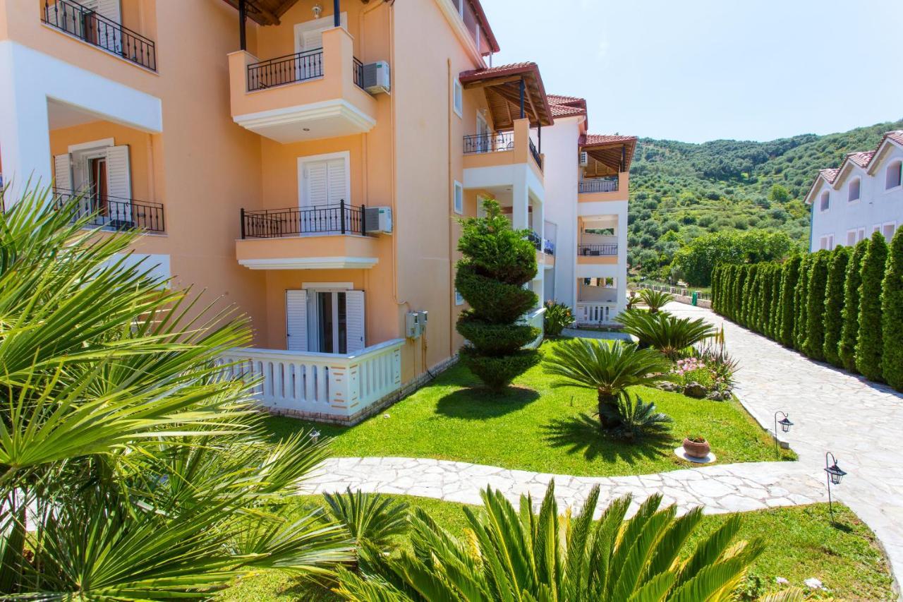 Tropical Apartments Parga Exteriör bild
